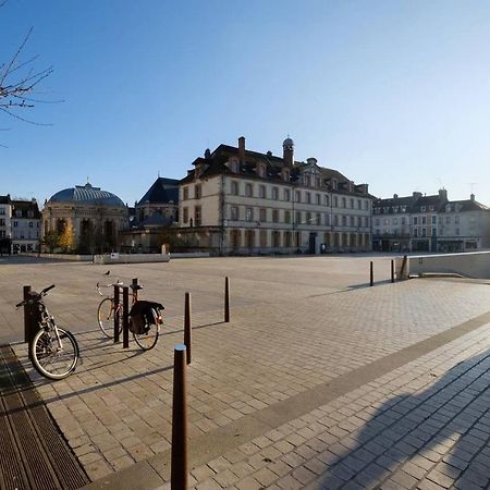L'Atelier - Hyper Centre De Fontainebleau - Proche Insead Apartment Exterior photo